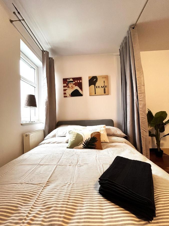 Jagielly Apartment ~ Self Check-In 24H ~ Parking & Lift Breslavia Exterior foto